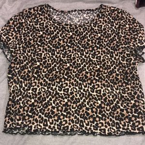 AE never worn cropped cheetah print tshirt